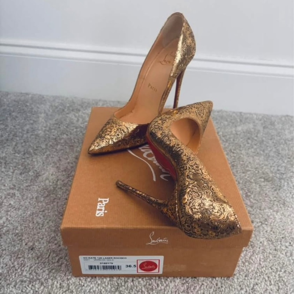 Christian Louboutin So Kate’ 120 Laser Rococo Pumps